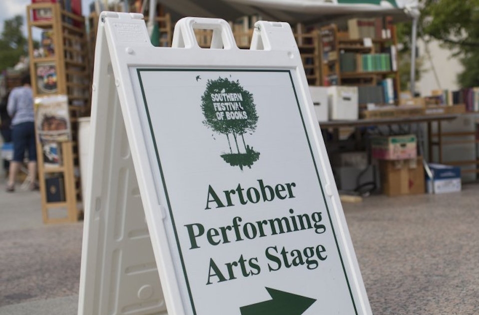 4 Ways to Put A-Frame Signs to Work For Your Business